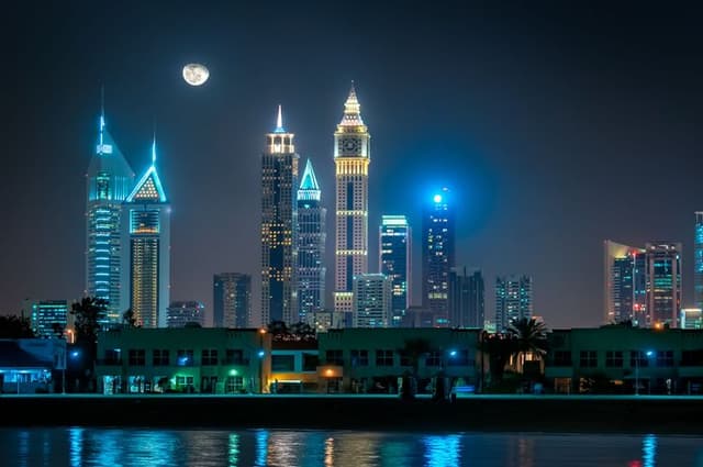Why is Dubai so Rich, Factors that Make it Super Wealthy